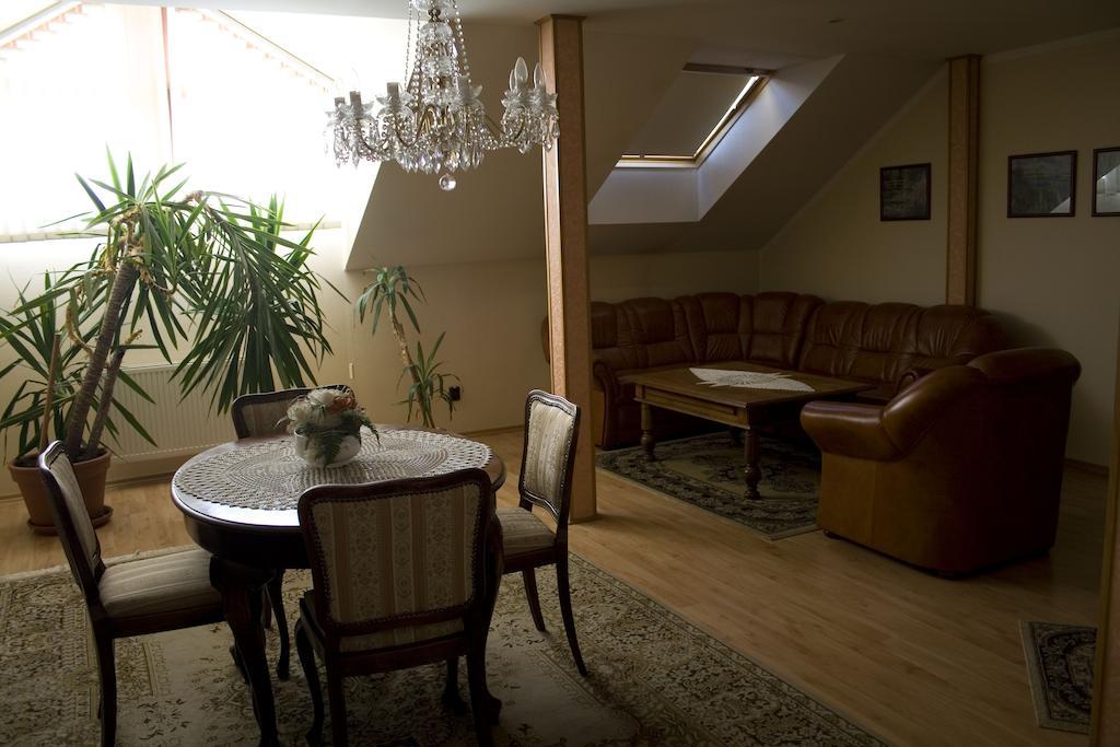 Boutique Penzion Slovenska - Penzion Bella Sicilia Πρέσοβ Δωμάτιο φωτογραφία