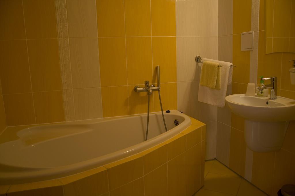 Boutique Penzion Slovenska - Penzion Bella Sicilia Πρέσοβ Δωμάτιο φωτογραφία